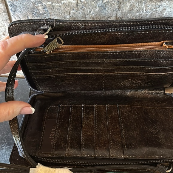 NWT P Nash tooled turquoise cross/wallet - Picture 4 of 7